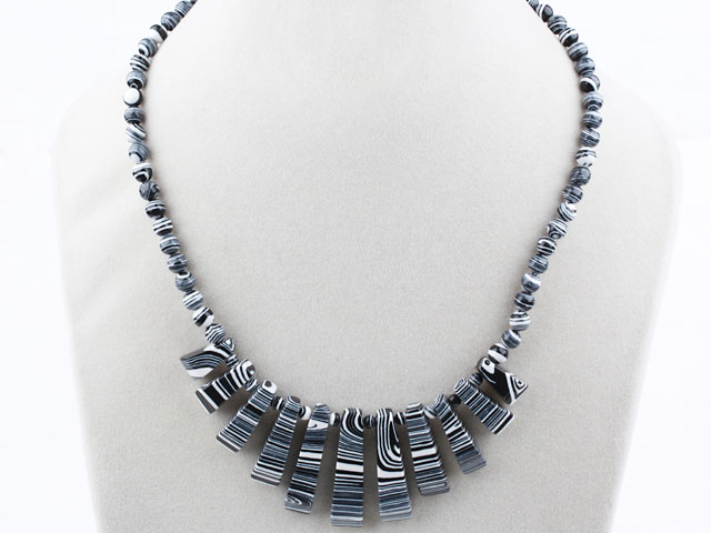 New Design Fan Shape Black Color Taiwan Turquoise Necklace