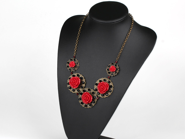 Vintage Style Red Acrylic Flower Necklace with Bronze Chain