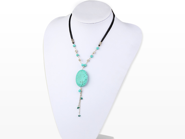 oval turquoise pendant with extendable chain
