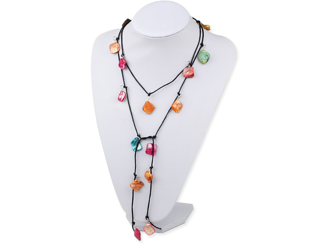 55 inches dyed pearl shell long style necklace