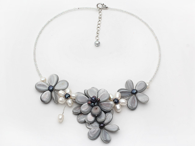 Gray Series Gray Shell and White Freshwater Pearl Flower Necklace with Glass Beads Chain