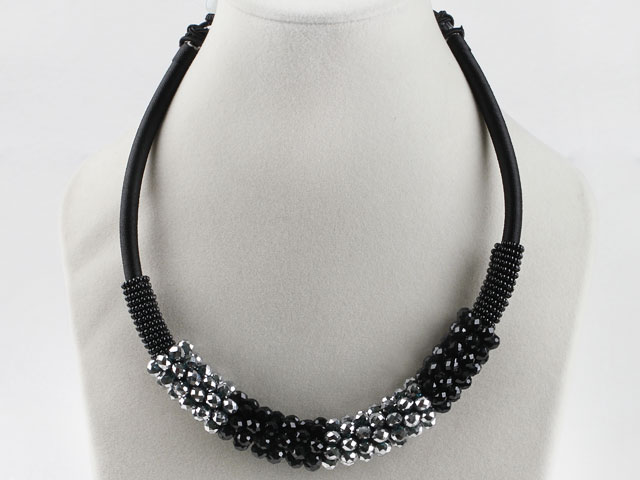 popular style 16.9 inches black and white crystal beaded necklace 