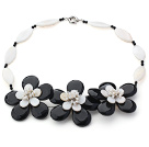 2013 Summer New Design Heart Shape White Shell and White Freshwater Pearl and Black Agate Flower Necklace