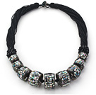 New Design Wheel Shape Black Mosaics Shell Necklace with Black Thread