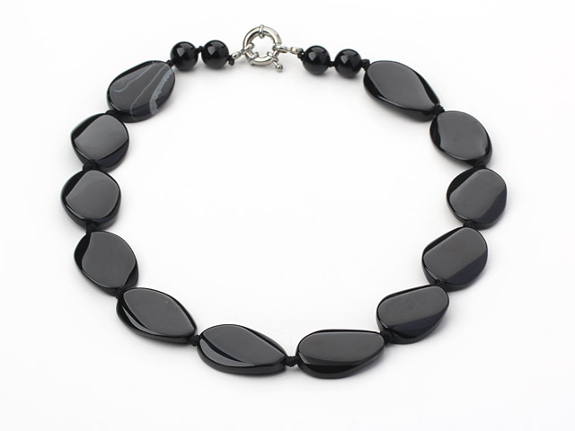 17.5 inches black agate necklace with moonlight clasp