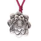 New Arrival Simple Long Style Tibet Silver Flower Pendant Necklace with Leather