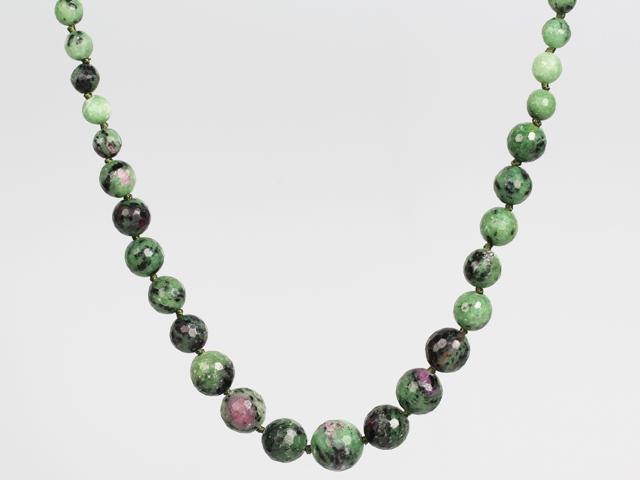 Faceted Zoisite Beaded Graduated Necklace Choker