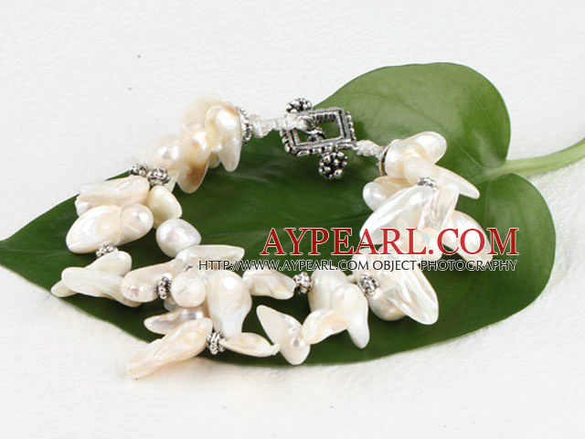 7.5 inches white teeth shape pearl bracelet with toggle clasp