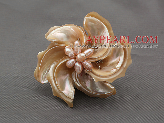 Natural Color Trochus Shell und Pink Pearl Blumen-Brosche