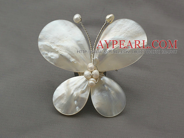 Elegante Art Tropfenform Weiß Lip Shell und White Pearl Schmetterlingsform Brosche