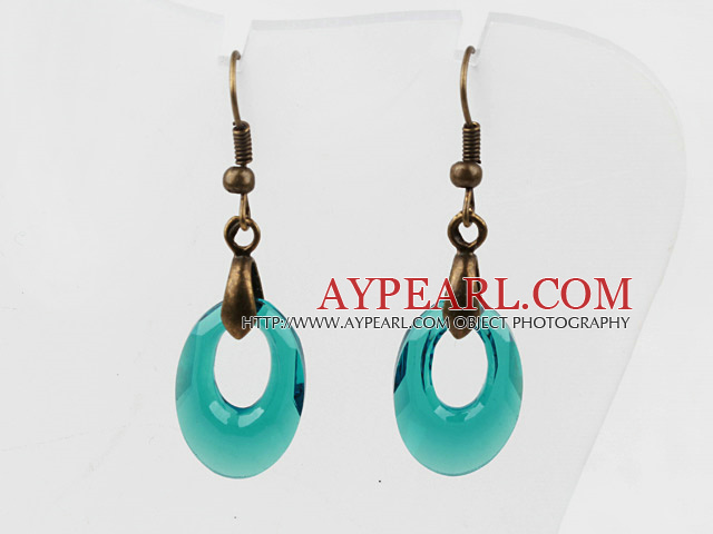 Vintage Style Donut Shape Peacock Color Austrian Crystal Earrings