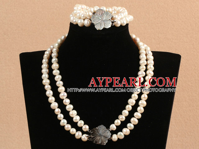 Gorgeous Mother Gift Double Strand 8-9mm naturliga White Pearl bröllop smycken set med Shell Flower Lås (Halsband & Armband)