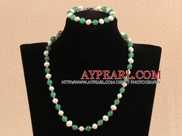 Graceful 7-8mm Natural White Freshwater Pearl Aventurine Beads Party Jewelry Set (Necklace & Bracelet)