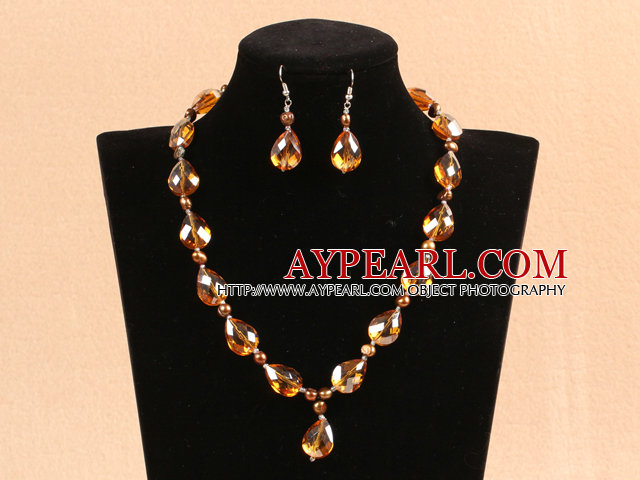 Shining Drop Shape Yellowish-Brown Crystal Pearl Party Jewelry Set With Rhinestone Clasp (Necklace & Earrings)