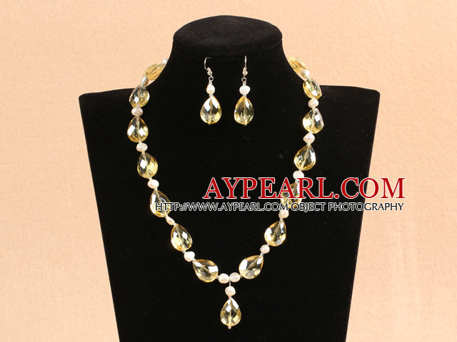 Shining Drop Shape Pale Yellow Crystal Natural White Pearl Party Jewelry Set With Rhinestone Clasp (Necklace & Earrings)