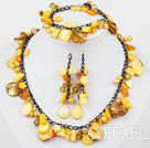 Série Jaune Jaune teinte Pearl Shell Set (Bracelet Collier et boucles d'oreilles assortis)