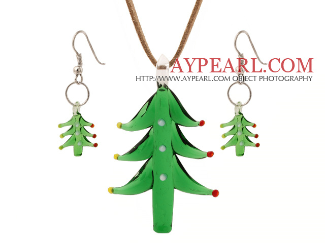 Trevlig grön färgad glasyr Jul / Xmas Tree hängande halsband med matchande örhängen set