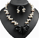 Trendy Style Natural White And Black Pearl Ink Jade Bow Pendant Necklace And Earrings Set