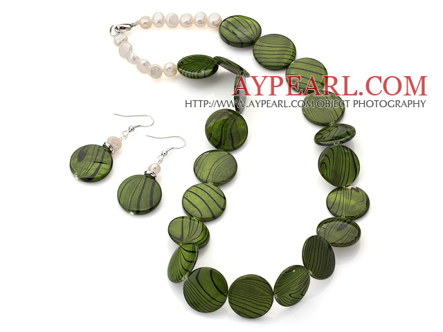 Mode weiße Süßwasser-Zuchtperlen und grün-Runde Disc Painted Shell Sets ( Halskette mit Ohrringe Matched )