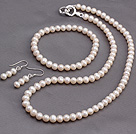 Fashion 5-6mm Natural White Freshater Pearl Beaded Sets (Necklace And Elastic Bracelet With Matched Earrings)