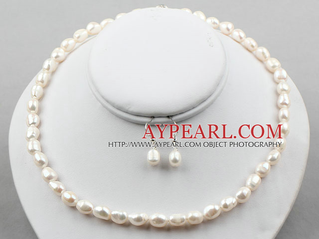 8-9mm White Baroque Pearl Set ( Necklace and Matched Earrings )