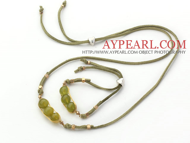 Jaune Vert Wire Série enveloppé du Sud Koread Jade Pendentif pois Set avec cuir vert (collier et bracelet assorti)