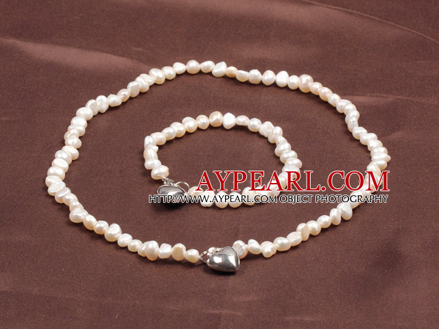 Blanc naturel perles d'eau douce Pendentif Coeur Jewelry Set Mode (Collier et bracelet assortis)