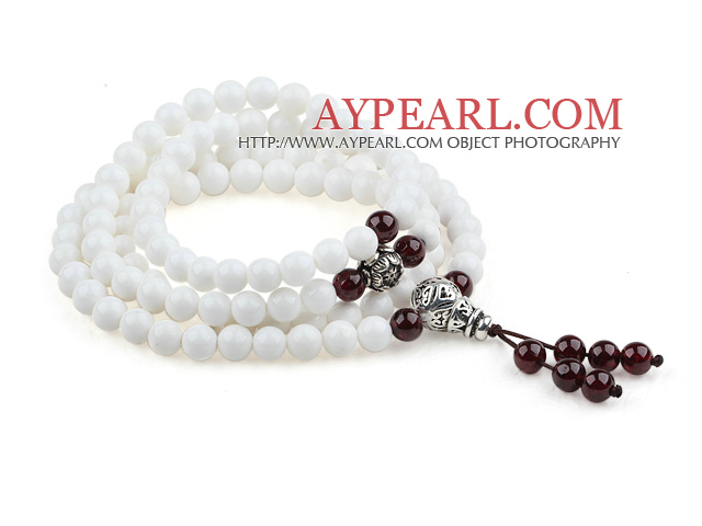 Natural White Sea Shell Rosary / Bønn armbånd med Sterling Silver tilbehør og A Grade Garnet (Totalt 108 Beads)