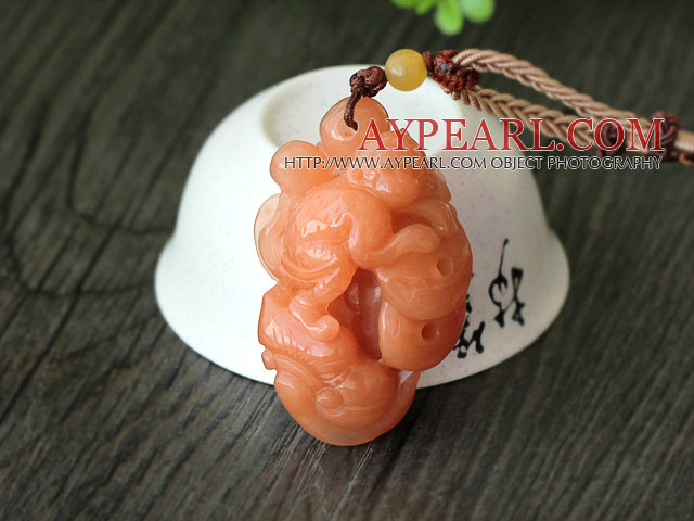 Chine Style A Couleur Huanglong Pendentif de jade rare grade