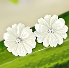 Beautiful White Shell Flower Zircon Sterling Silver Studs Eearrings