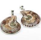 Pendentifs naturelles Conch Amant Fossiles (Total des deux pendentifs pas de chaîne)