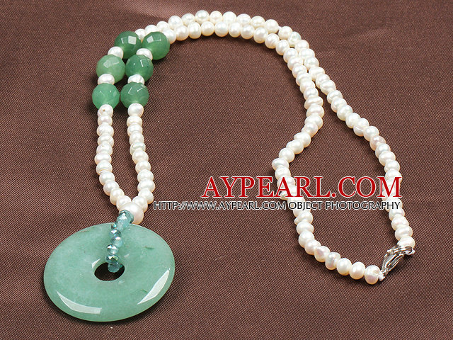 Mode Nautral Blanc Perle Donut Shape Aventurine Collier avec pendentif