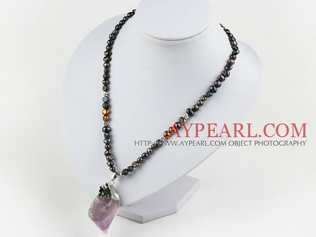 Svart Freshwater Pearl Necklace med Big Amethyst anheng halskjede