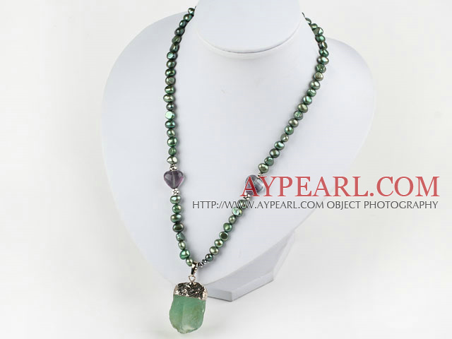 Green Series Grön Freshwater Pearl Halsband med Big Fluorit Sten Pendant