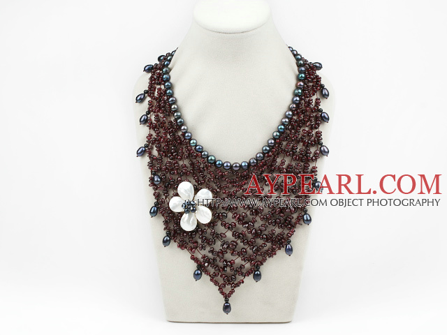 Elegant and Big Style Garnet and Black Pearl and White Shell Flower Party Bib Necklace