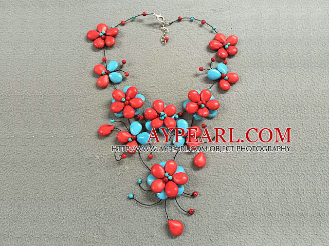 Vakker Red & Blue Turquoise Flower partiet halskjede