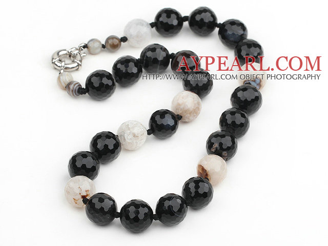 Single Strand Rund Crystalloid Agate Beaded Knutna halsbandet