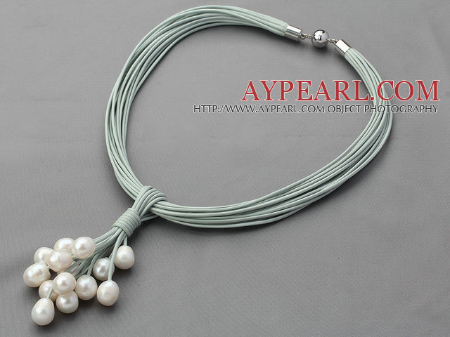 Ny design Multi Strands 11-12mm Natural White Freshwater Pearl Läder Halsband med magnetlås