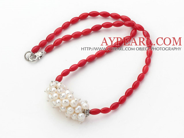 Ενιαία Δέσμη Long οβάλ σχήμα Red Coral κολιέ με White Pearl γλυκού νερού