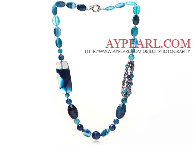 Mørkeblå Series Assorted Multi Shape Blå Agate og Black Pearl Necklace