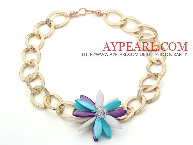 2013 Summer New Design Multi Color Shell Flower Necklace with Golden Color Metal Chain