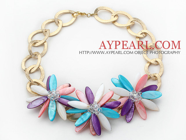 2013 Sommer New Design Multi Farbe Shell Blume Halskette mit goldener Farbe Metal Chain