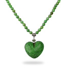 Conception classique ronde teints collier turquoise vert avec pendentif en forme de coeur