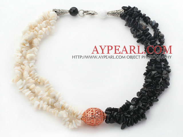 White and Black Series White Shell and Black Agate Chips Necklace