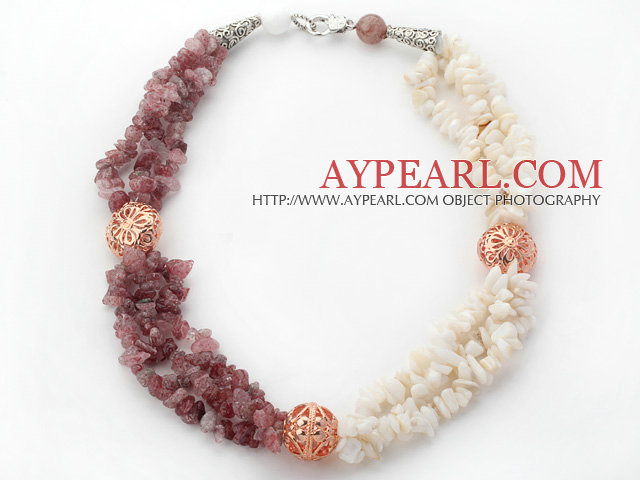 Vit och rosa serien Natural White Shell och Strawberry Quartz Chips Halsband