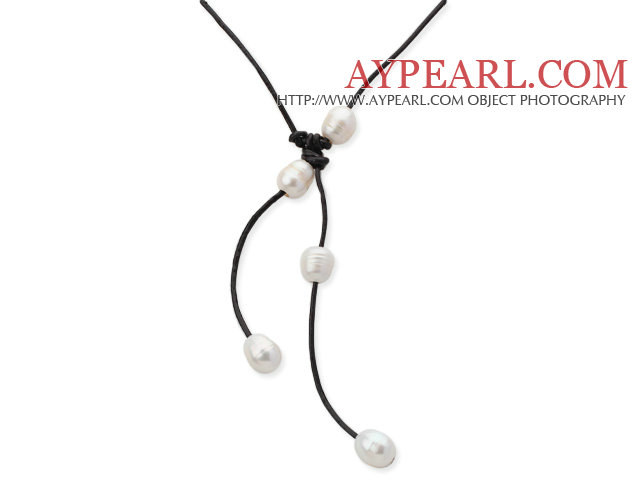 Simple Style 10-11mm White Freshwater Pearl Leather Necklace with Black Leather