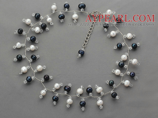 2013 Summer New Design Black and White Color Freshwater Pearl and Clear Crystal Necklace