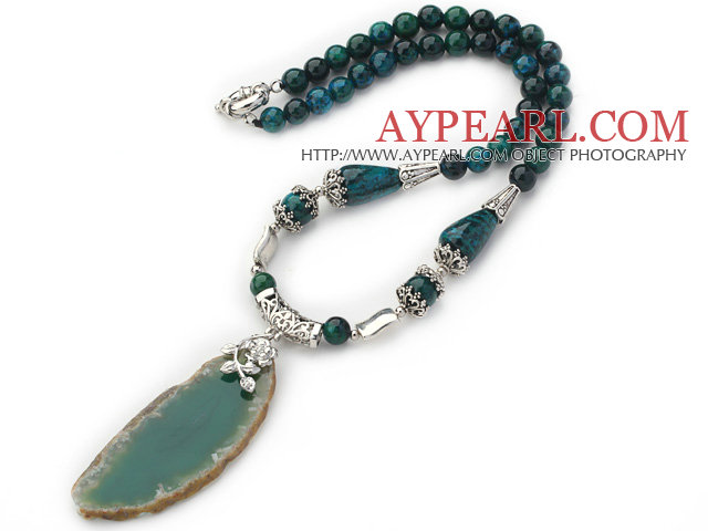 Phoenix Pierre collier avec pendentif de forme irrégulière Agate Vert tranche