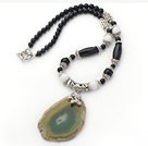 Wholesale Black Agate and White Porcelain Stone Necklace with Irregular Shape Agate Slice Pendant