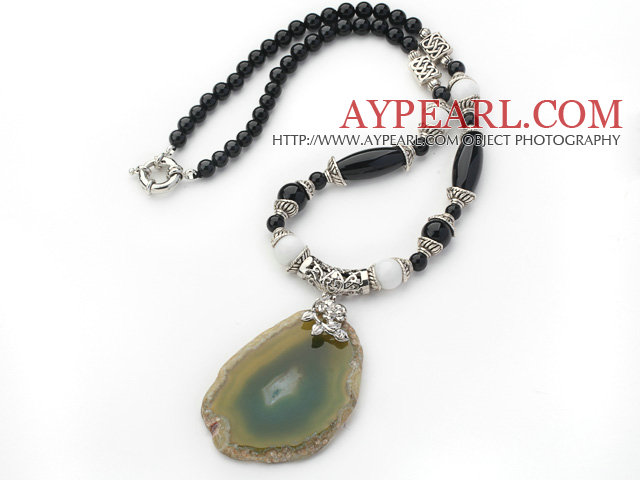 Black Agate and White Porcelain Stone Necklace with Irregular Shape Agate Slice Pendant